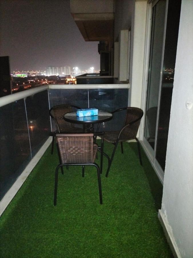 Bedspace, Hostel And Accomodation Al Nahda 2 Дубай Екстериор снимка