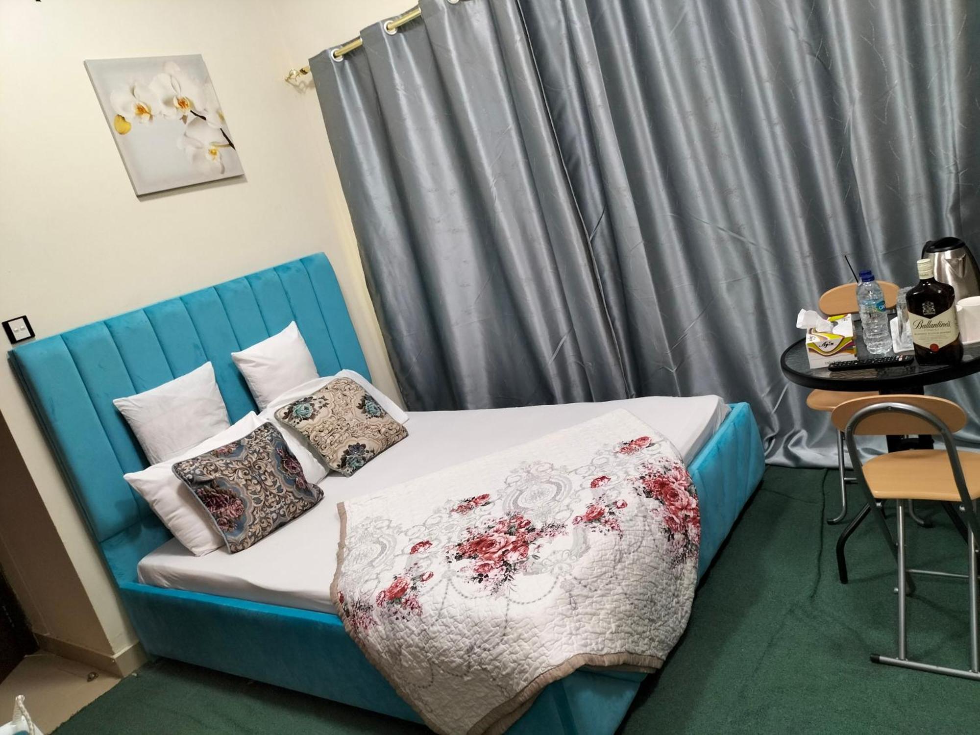 Bedspace, Hostel And Accomodation Al Nahda 2 Дубай Екстериор снимка