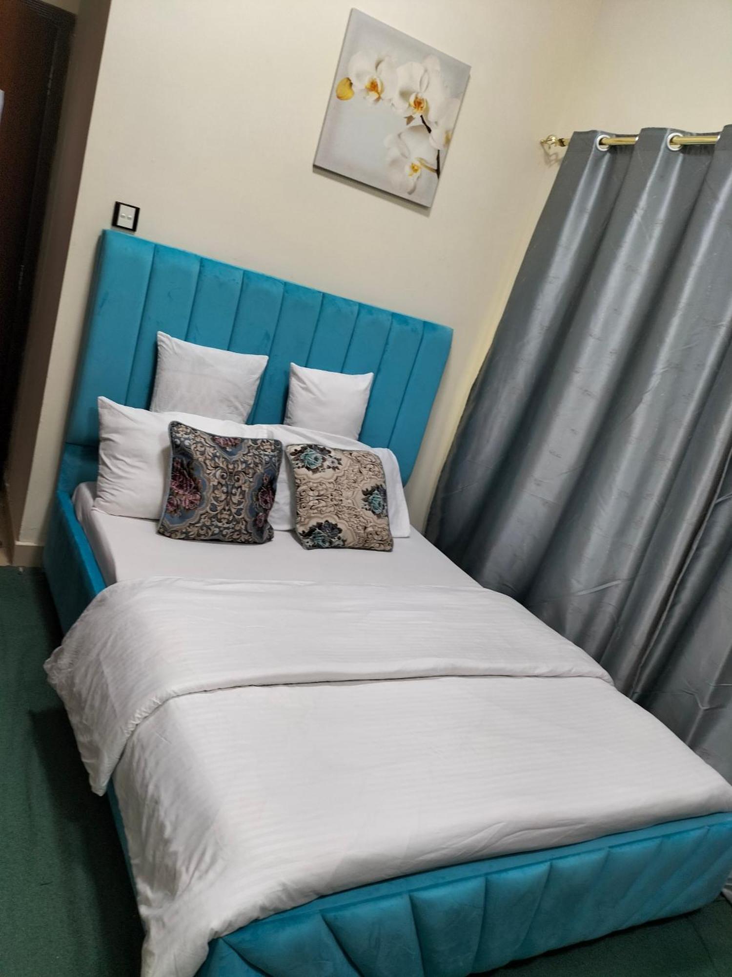 Bedspace, Hostel And Accomodation Al Nahda 2 Дубай Екстериор снимка
